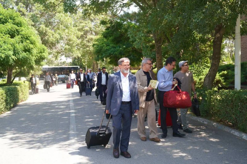 پایگاه اطلاع رسانی مدیریت فرهنگی و فعالیت‌های داوطلبانه دانشگاه فردوسی مشهد: 📸 #گزارش_تصویری📌 آغاز شصت و نهمین اجلاس معاونان فرهنگی و اجتماعی دانشگاه ها و مراکز آموزش عالی کشور به میزبانی دانشگاه م