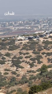 "הדם של כולם ריק, אז אין לנו מקום אחר." אחד מבעלי הקרקעות שעליהן נבנה היישוב "גנים", מזרחית לג'נין, מספר את…