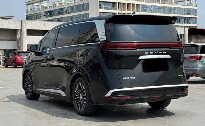 BYD выпустила 16-миллионный электромобиль 3