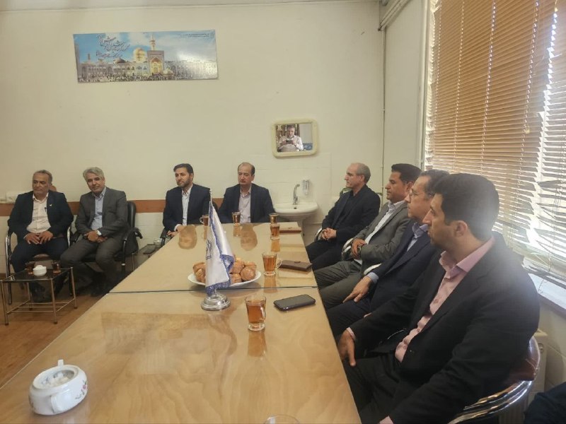 کاشمروحومه kashmar@: حضور جمعی از روسای ادارات کاشمر در دانشکده علوم پزشکی و تبریک روز پزشکهمزمان با فرارسیدن روز پزشک، جمعی از روسای ادارات