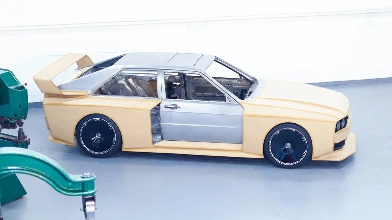 Легендарную Audi Quattro решили возродить — но в формате дорогого рестомода на базе RS 4. 6