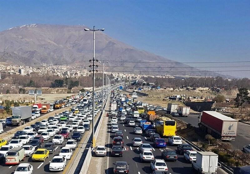 نسیم‌ آنلاین: ترافیک سنگین در ۲ محور مواصلاتی🔹 پلیس راهور فراجا از ترافیک سنگین در آزادراه قزوین ـ کرج، حدفاصل پایانه شهید کلانتری تا 