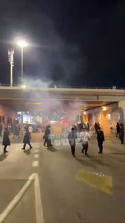 משטרת ישראל מתנגשת עם יהודים חרדים התקשורת הישראלית דיווחה על הסכסוך בין המשטרה ליהודים חרדים בכביש מספר 4…