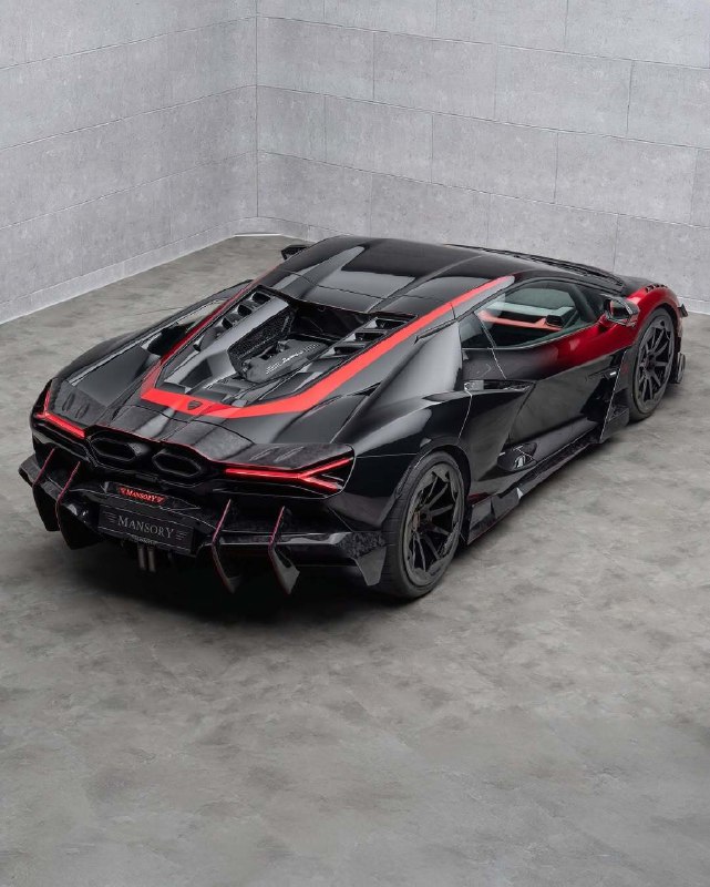 Эстебан Окон стал официальным лицом легендарного тюнинг-ателье Mansory. 3