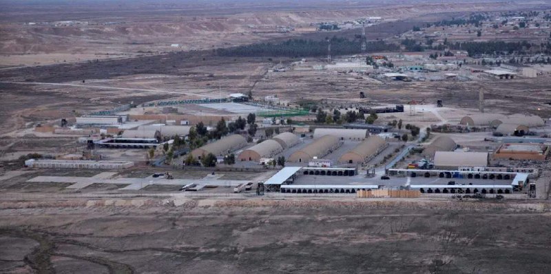 ממשלת עיראק הודיעה כי הדיווחים שפורסמו על נחיתת מטוסים אמריקאים בבסיס האווירי "עין אל-אסד" אינם נכונים.