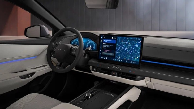 Lexus RX готовят к обновлению с новым салоном 2
