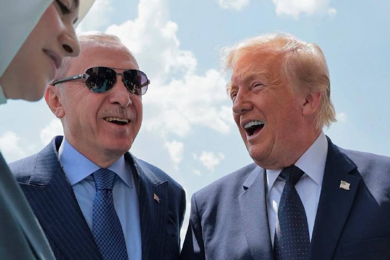 טראמפ שוחח עם ארדואן פעמיים ב-24 שעות, בפעם השנייה במהלך ארוחת ערב עם מנהיגי מדינות טורקיה טראמפ התקשר לארד…