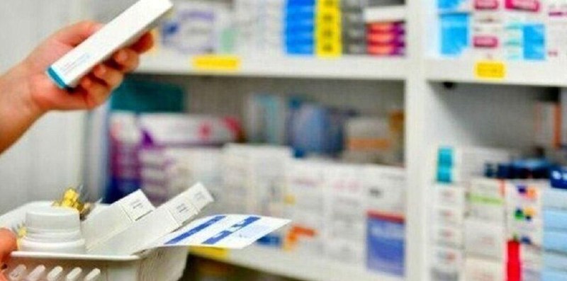 بانه 24: 🗓️ سەشنبه 3 شهریور🔺بررسی اثر تورم روی داروها؛ از تورم ۵۰۰ درصدی داروی آلزایمر تا دارویی که ۷۰۸ درصد گران شد➖میانگین قیمت