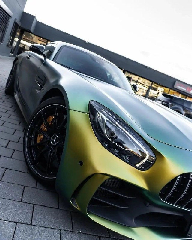 Mercedes Benz 2