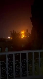 תיעוד רגע שבו מטוסי צה"ל ביצעו תקיפה אווירית על העיירה צדיקין, בדרום לבנון.