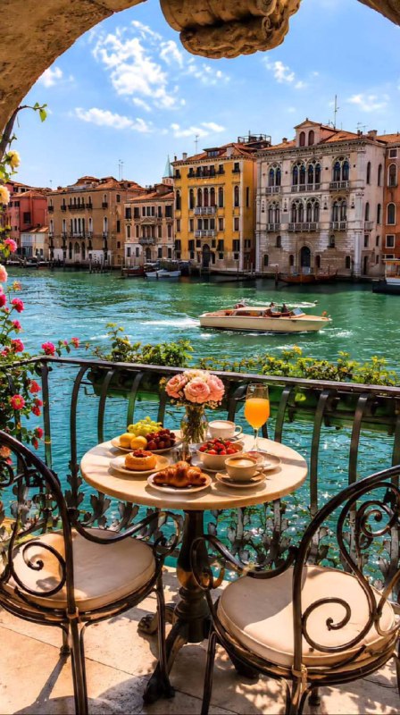 psychologycafe: .دوستت خواهم داشت...در سکوت، در کلام، در صلح، در جنگ.- بابک زمانی📆پنج شنبه-29-مرداد 1405𝑮 𝑶 𝑶 𝑫 𝑴 𝑶 𝑹 𝑵 𝑰 𝑵 G🇯🇴🇮