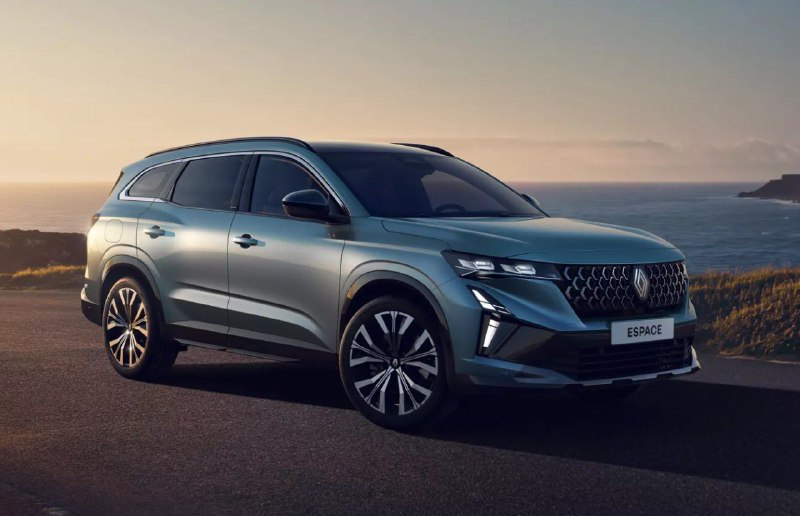 Компания Renault представила обновлённый Espace