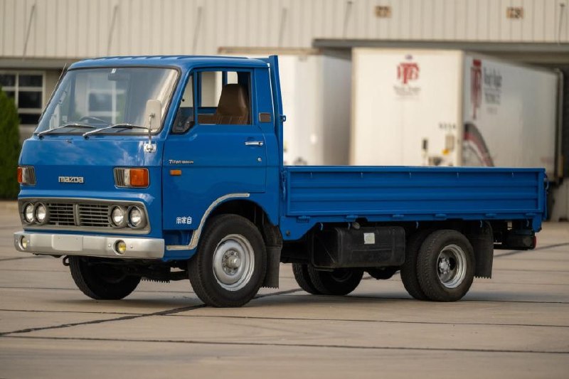 🚘 Таинственный экспромт в США: 1979 Год, Mazda Titan Wide Low Diesel 4‑Speed Du