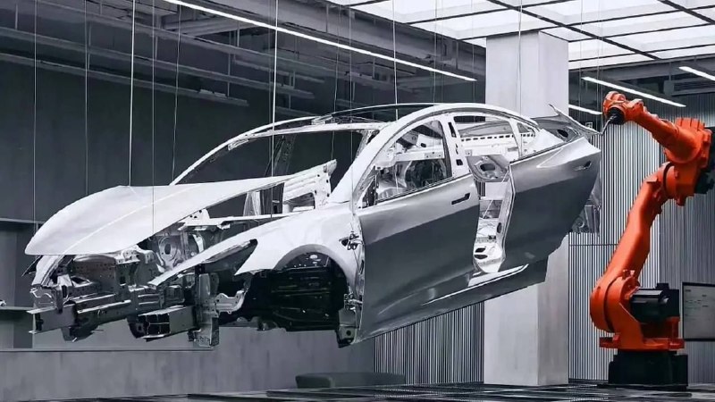 Tesla выпустила 6-миллионный электромобиль 3
