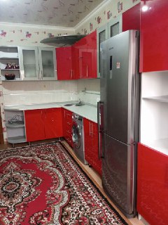 Срочно! Сдаю 2 ком квартиру всеми удобствами .