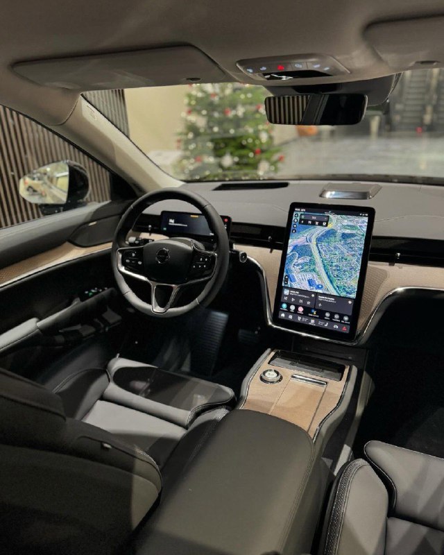 2025 Volvo EX90 5