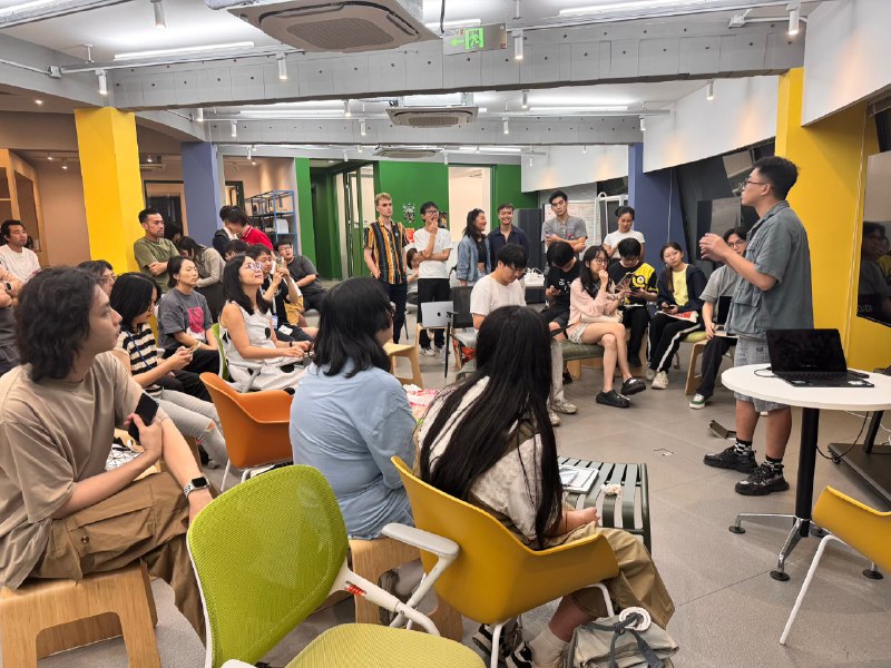 Demo Inn 今晚的活动太棒了！越来越 diverse 了，感觉被狠狠充电！好开心的夜晚，大家下个月再见！Demo Inn 今晚的活动太棒了！越来越 diverse 了，感觉被狠狠充电！好开心的夜晚，大家下个月再见！