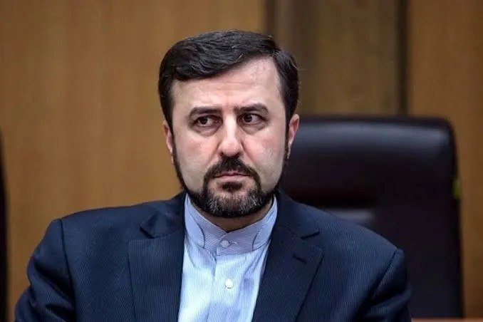 صراط نیوز | seratnews: 🟢 غریب آبادی: به زودی توهمات ترامپ را اصلاح میکنیم🔹معاون وزیر امور خارجه گفت: همانطور که ترامپ نام خلیج همیشگی فارس را
