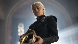 Драконы вышли  На HBO Max стартовал третий сезон «Дома Дракона». Пока к просмотру доступна только первая серия — остальные семь будут выходить по понедельникам.  Пресса встретила продолжение хорошо — у него одни из лучших оценок в истории сериала. Сезон на