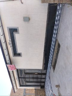 Bektemirda uy sotiladi lokatsiya zur joyda maktab bogʻcha  oldida joyl