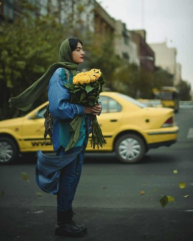 🔴زیـبـღـاتـریـن❥💏عـღـــکـس🔴: .باشد که جنگجوی درونت به جایی امن برسد به آدم‌های امن مکانی امن،شانه ای امن...🌱☞❥ T.me/Zibatariin_Aks 🌸
