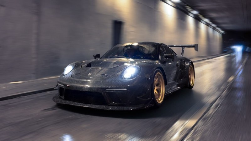 Британцы сделали карбоновый Porsche 911 GT3 RS, который стоит как небольшой автопарк.