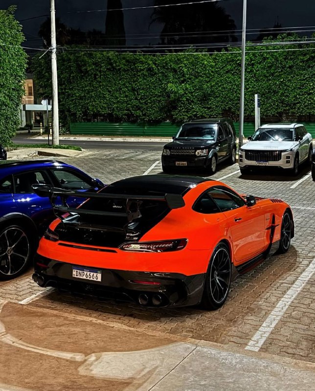 AMG GT Black Series 730 HP V8 BITURBO 6