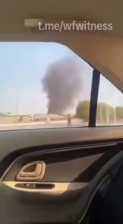 ️🇺🇸🇮🇷 צילומים מבושהר בדרום איראן מציגים עמודי עשן כבדים שעולים ממספר מקומות בעקבות דיווחים על התקיפות ש…