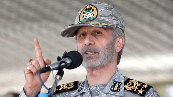 دانشنامه دفاعی: ▪️جایزه ۳۰ هزاردلاری ایران برای شکارچیان سربازان آمریکاییفرمانده کل ارتش گفت: با مشارکت مردم، اگر هرنیروی ایرانی بتوان