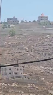 כוח ישראלי חודר לפאתי העיירה חדתא לכיוון העיירה חריס מדרום ללבנון.