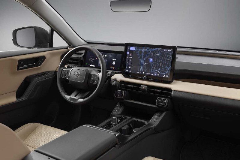 Новая Toyota RAV4 на Ближнем Востоке — от 2,09 млн ₽ 6