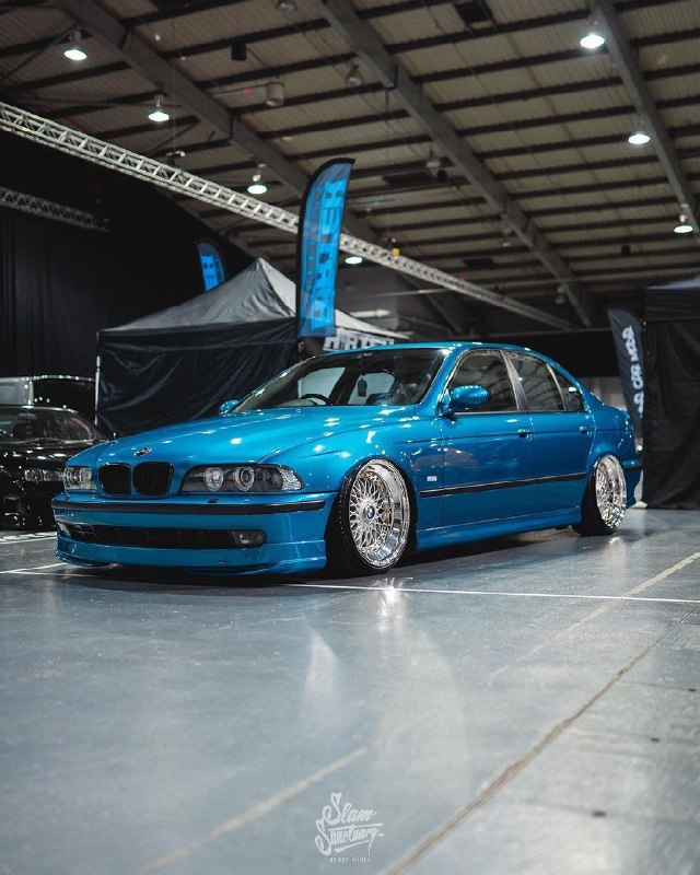 BMW M5 (E39)