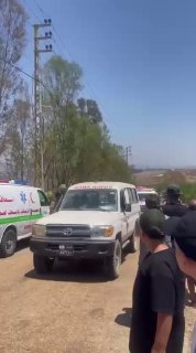 🚨צוותי אמבולנס פעלו לחילוץ גופות של 3 חודשים...עד עכשיו מתוך העיירה זאוטאר שבמערב המדינה.