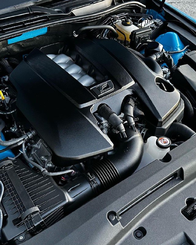 LEXUS IS 500 F-SPORT 9