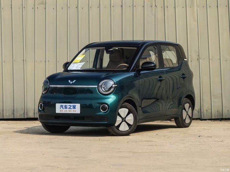 Китайцы обновили свой самый дешёвый электрокар Wuling Hongguang Mini — тачка стоит в 2 раза дешевле 