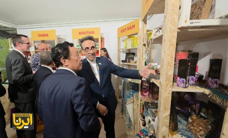 Director-General of FAO visited Iran's booth at the Rome Exhibition The Director-General of the Food and Agriculture Organization of the United Nations (FAO), Chu Dongyu, visited the pavilion of the Islamic Republic of Iran at the same time as the opening of the second World Exhibition "From Seed to Food" in the historic area of the Circus Maximus in Rome, and Ali Zemin, the Ambassador of Iran and the Permanent Representative of Iran, FAO, gave cultural explanations about the FAO. This international event with presence of 300 exhibitors from 140 countries with an emphasis on "promoting innovation for food security and nutrition" will be open until October 20; in addition to presenting products, the Iranian representative has also prepared special programs including authentic Iranian cooking and local music performances on the sidelines of the exhibition.