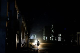 На всей территории Кубы произошло отключение электричества, сообщила государственная энергокомпания Union Electrica de Cuba. В июле на Кубе произошло три масштабных отключения электроэнергии. Все они были вызваны нехваткой топлива для электростанций.Энерге