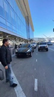«Я в Лос-Анджелес прилетел, а не в Армению. Хотя какая разница». В США армяне ра