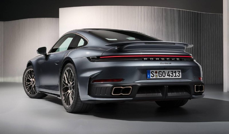 Porsche 911 Turbo S впервые стал гибридом 2