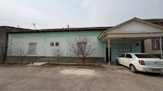 Toshkent tumani, Uchqahramon po‘stidan kirganda