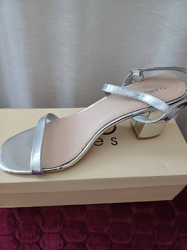 Скатерть новая-20 лар — фото 1