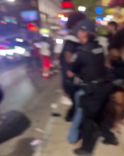 🇺🇸 Chaos erupted in NYC when a couple got into it with NYPD officers.The woman aggressively confronted them, and within seconds dozens of cops swarmed the scene to regain control.Follow us -> LiveLeak