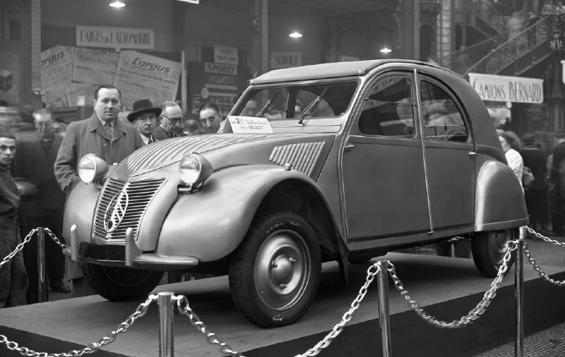 Citroen возвращает легендарный 2 CV 2