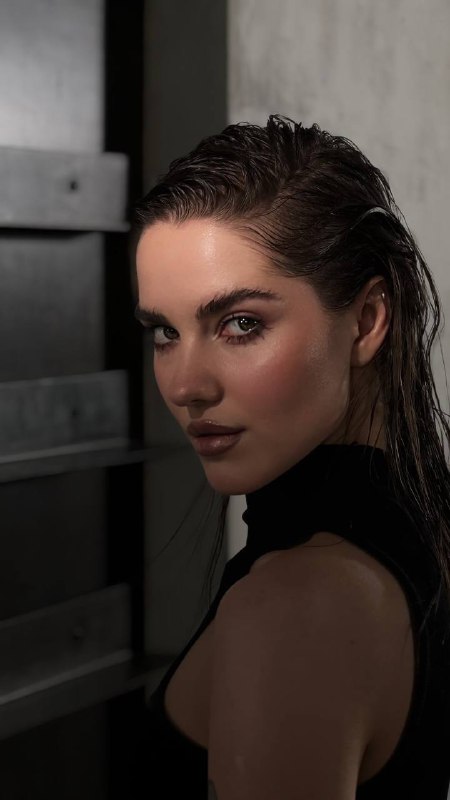 🔗 КАК СДЕЛАТЬ УКЛАДКУ «МОКРЫЙ ЭФФЕКТ»?Все в этом туториале👆🏻Если остались вопросы по укладке, обязательно пишите в комментарии. И не забывайте про реакции, мне будет приятно ❤️‍🔥Больше таких укладок, лайфхаков, связанных с волосами, буду постить в «Близких Друзьях».🔗 КАК СДЕЛАТЬ УКЛАДКУ «МОКРЫЙ ЭФФЕКТ»?Все в этом туториале👆🏻Если остались вопросы по укладке, обязательно пишите в комментарии. И не забывайте про реакции, мне будет приятно ❤️‍🔥Больше таких укладок, лайфхаков, связанных с волосами, буду постить в «Близких Друзьях».