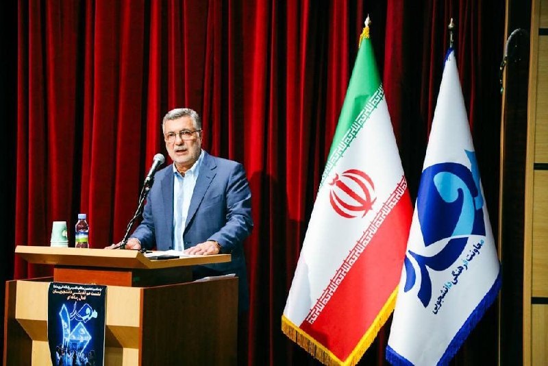 مفدا علوم پزشکی سمنان: 🔴دکتر ظفرقندی در نشست پرسش و پاسخ دانشجویان فعال رسانهای مفدا: ⏺دانشجویان وزارت بهداشت برای بیان انتقاد و طرح مشکلات نگ