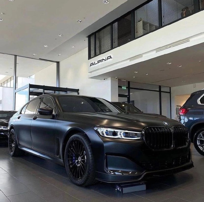 BMW B7 Alpina Black