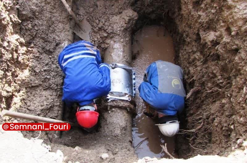 سمنان فوری: کاهش ۶۰ درصدی حوادث شبکه آب گرمسار با فشارشکن‌های هوشمند🔹مدیرعامل شرکت آب و فاضلاب استان سمنان اعلام کرد که اجرای طرح جا