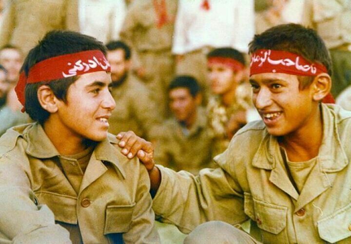 ڪانال مدافعان حـرم: برایِ منتظراناین خبر مبارک باد ؛امام کل زمانها دوباره گشت امام سلام بر شهدا 🌷#یاایهاالعزیز #سلام_یامهدی▪️ڪانال مدافعان