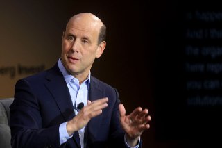 私募资本巨头争相护航软件公司，人工智能领域溃败加剧Private Capital Titans Rush to Defend Software Companies as AI Rout Deepens (www.bloomberg.com)04:46via Buzzing