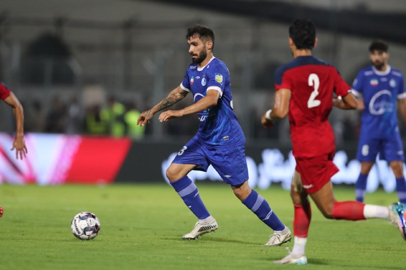 ایران نیوز: پایان نیمه اول بازی نساجی 0 _ 0 استقلال@IrannNews